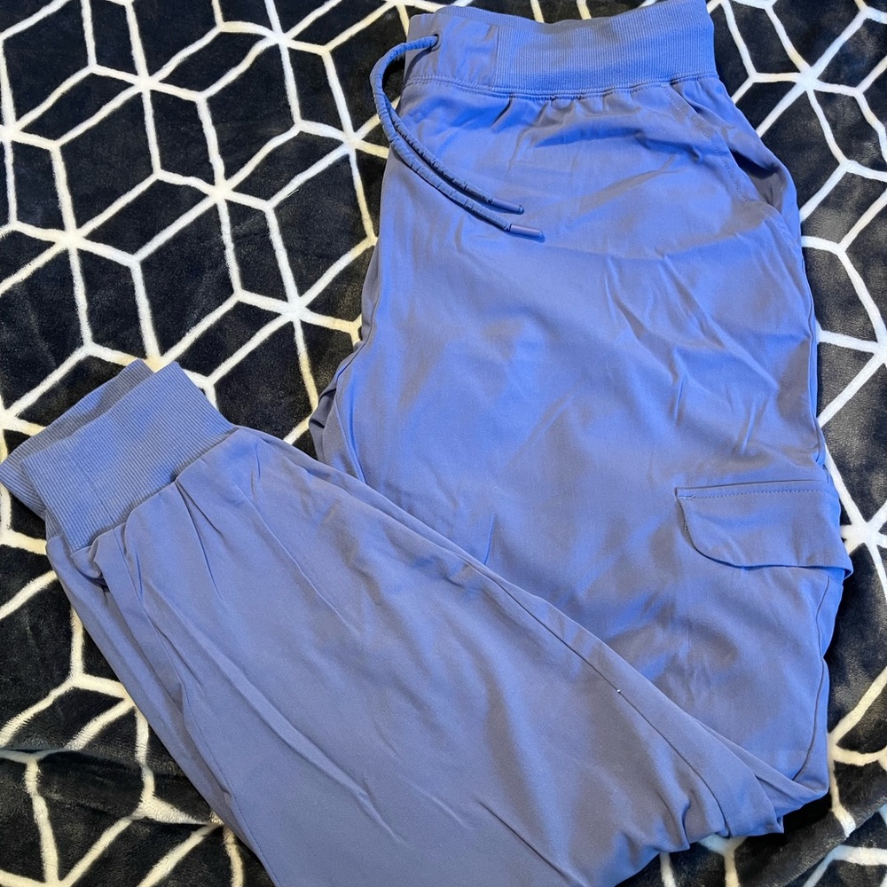 Jannuu scrub bottoms